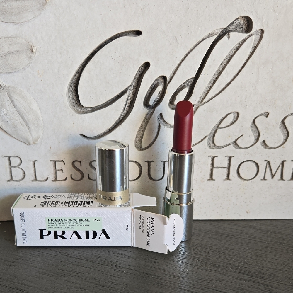 NIB Prada Monochrome Hyper Matte P56 Notte Lipstick